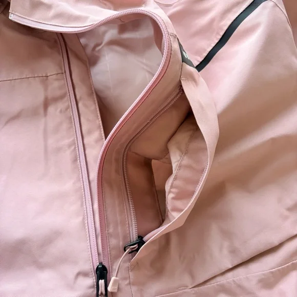 BURTON Pillowline GORE-TEX 2L Anorak Jacket Men’s M Powder Blush - Picture 10 of 16